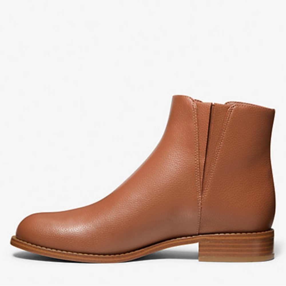 Michael Kors Britt Ankle Boot Size 8 never worn